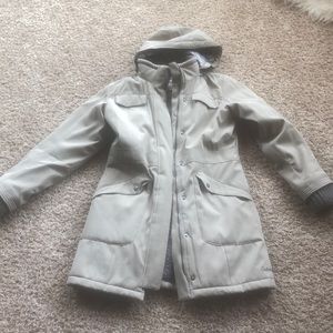 Cabelas warm winter jacket worn once